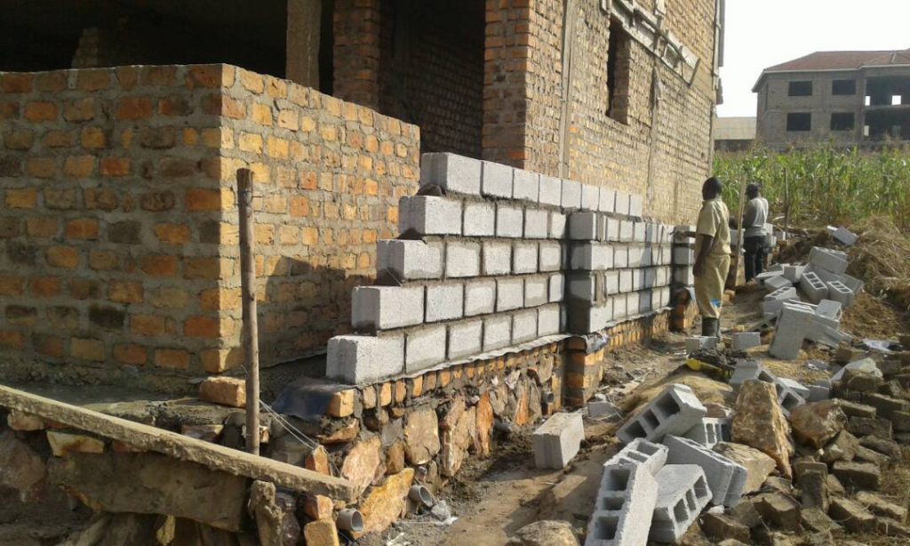 Boundary Wall Construction with Concrete Blocks